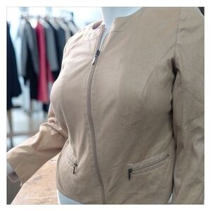 JM Collection Beige Leather Jacket
